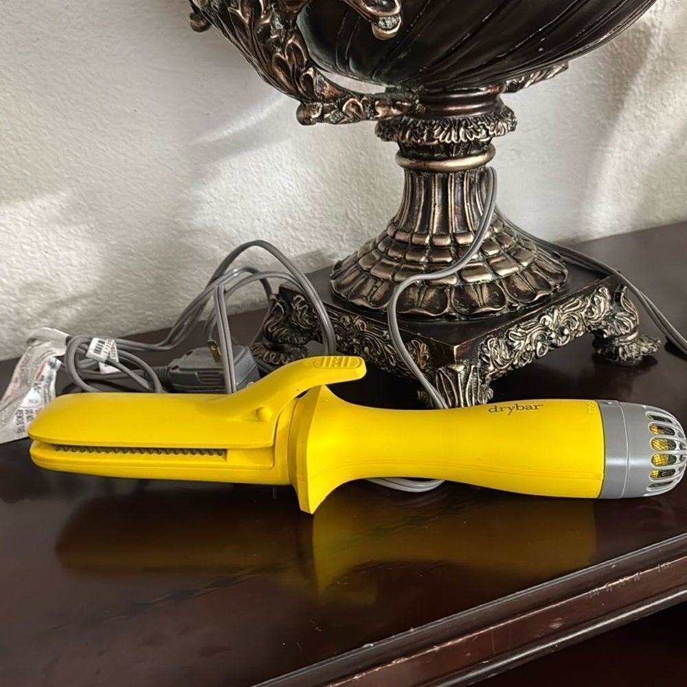 Dryer Straight Shot Blow- Drying Flat Iron.
